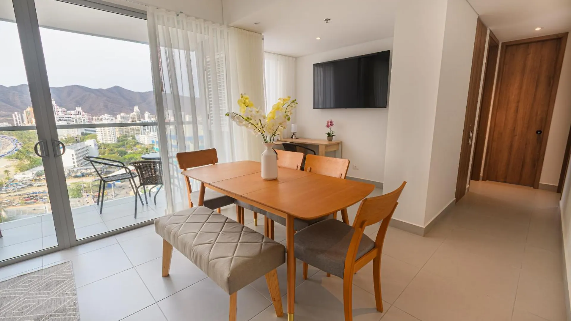 Ambar Roca Suites By Huespedia Puerto de Gaira Apartahotel