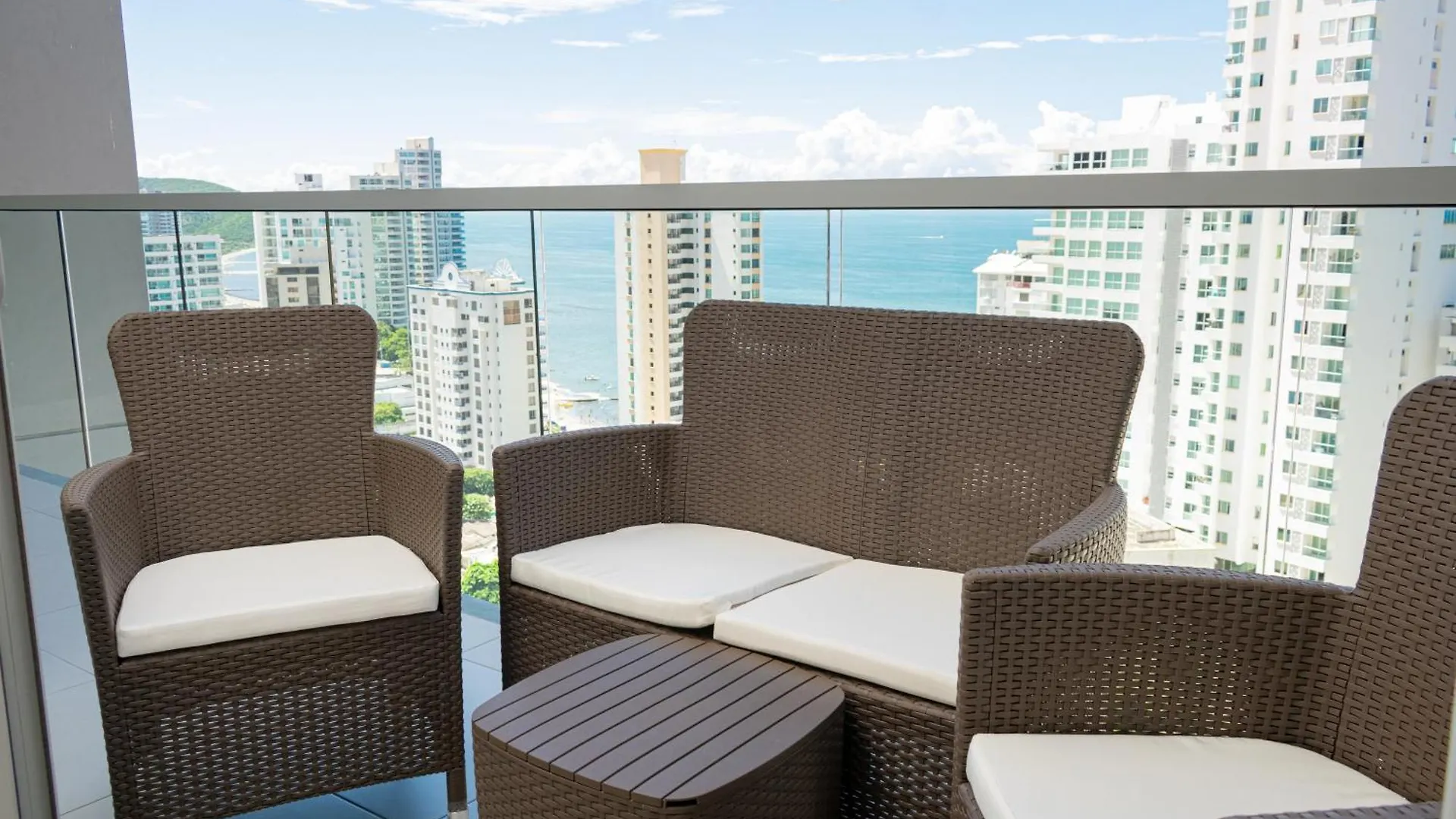 Apartahotel Ambar Roca Suites By Huespedia Puerto de Gaira